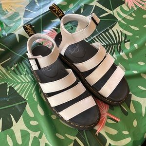 Like New Dr Marten Sandles